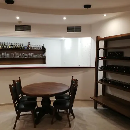 Hotel Plaza Μπουργκάς