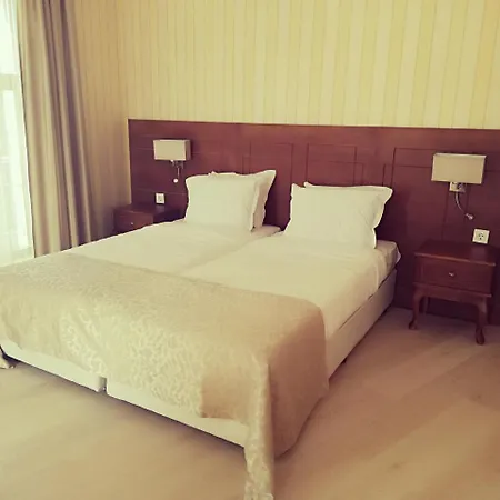 Отель Hotel Plaza Бургас
