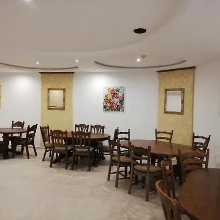 Hotel Plaza Отель 3*